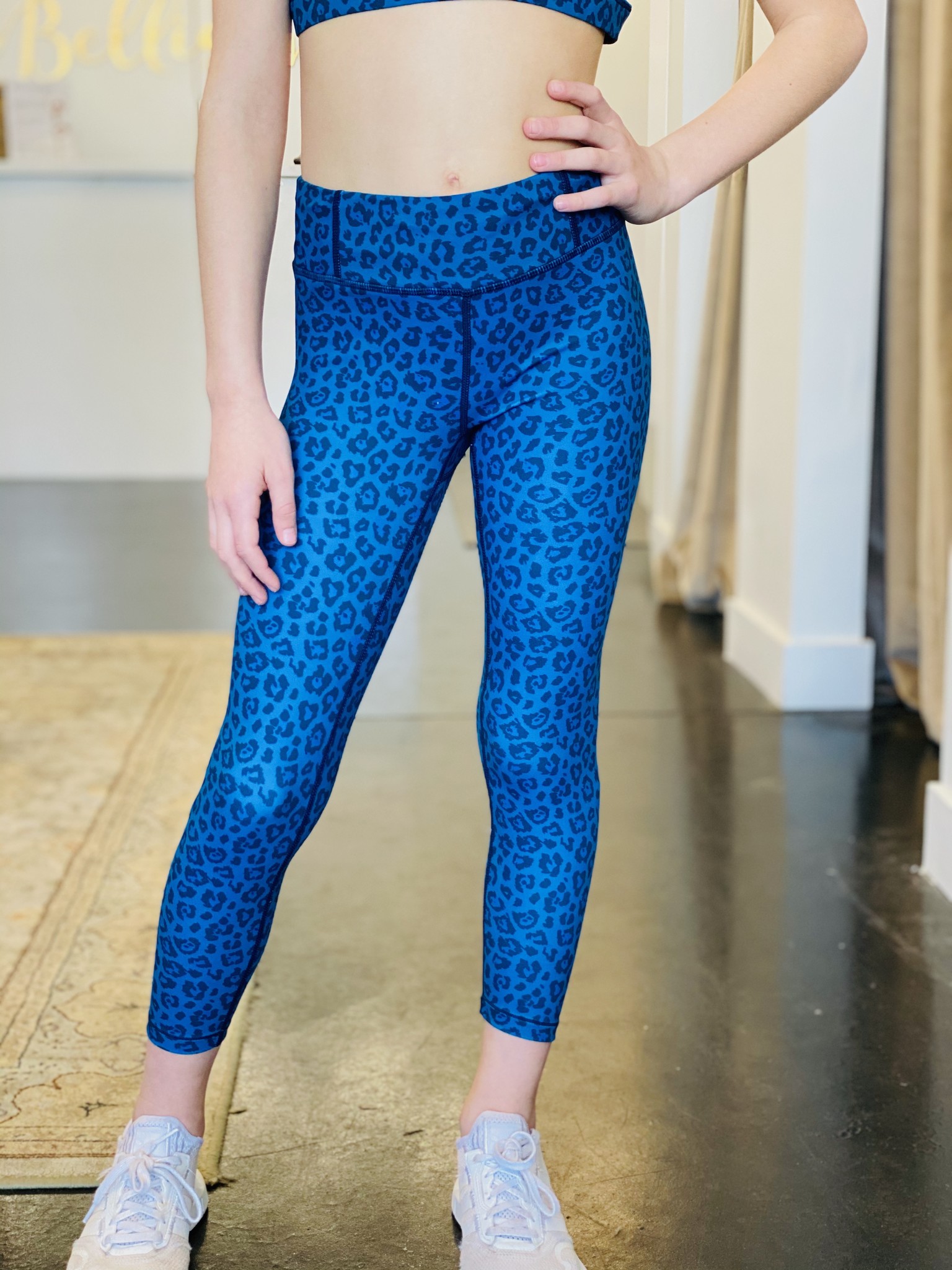 LULULEMON PINK LEOPARD LEGGINGS!  Leopard print leggings, Blue leggings,  Leopard leggings