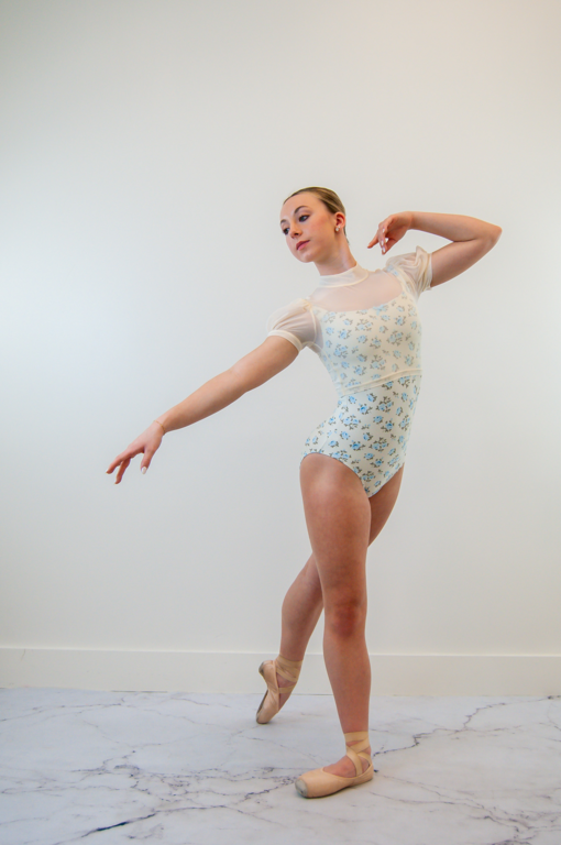 Eleve Eleve Evelyn Crop Top