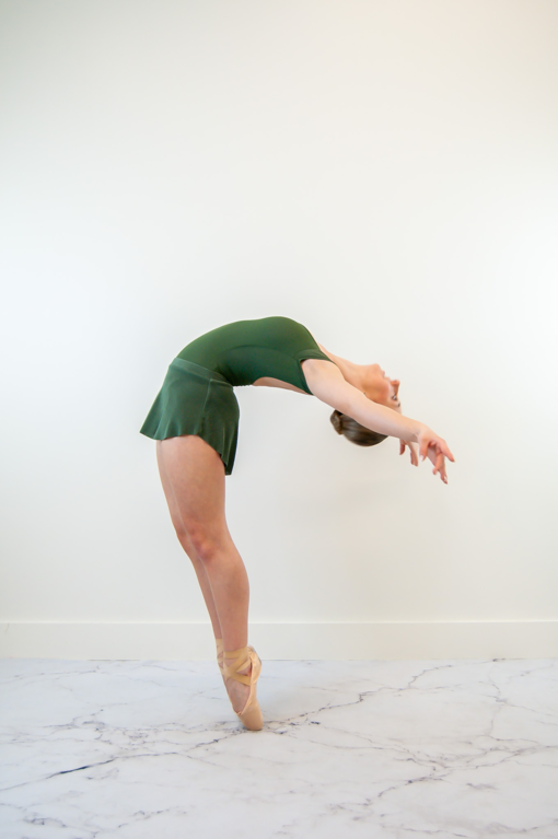 Bullet Pointe Bullet Pointe Cap Sleeve Pinch Leo