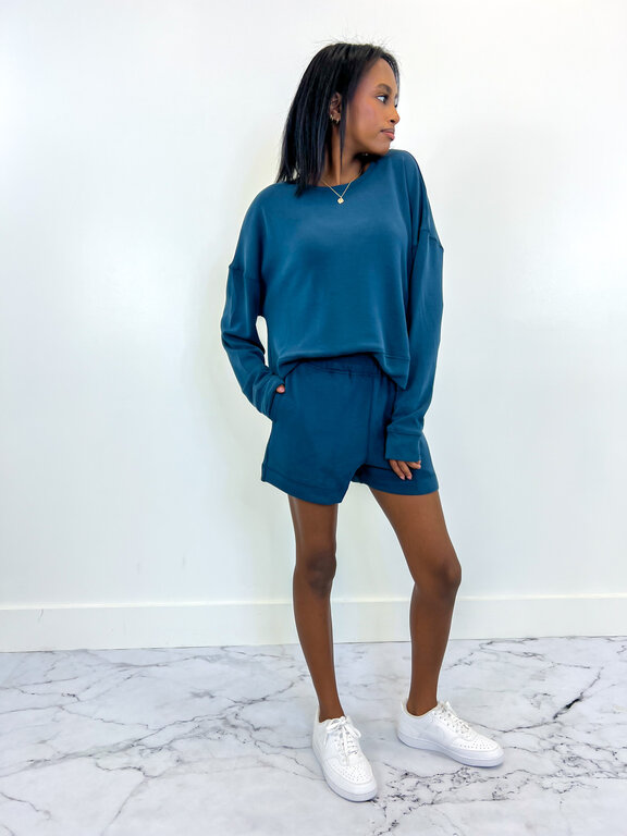 Mono B MB Laguna Drop Shoulder Sweatshirt
