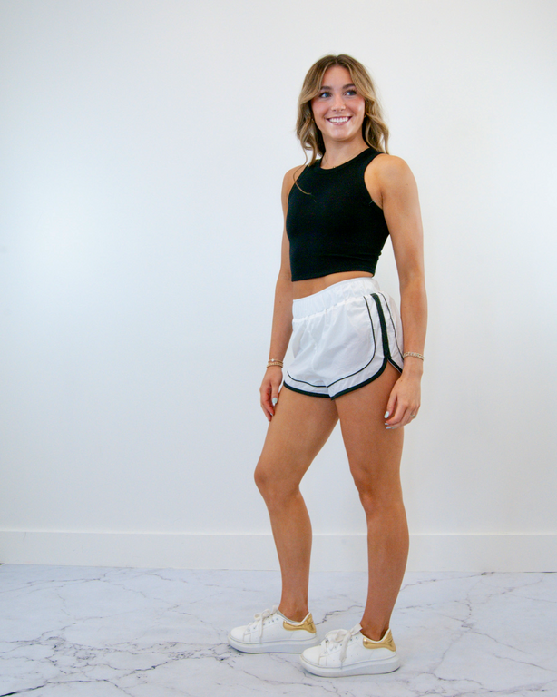 Mono B MONO Dolphin Short with Piping