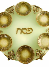 Quest Collection Gold Exodus Seder Plate