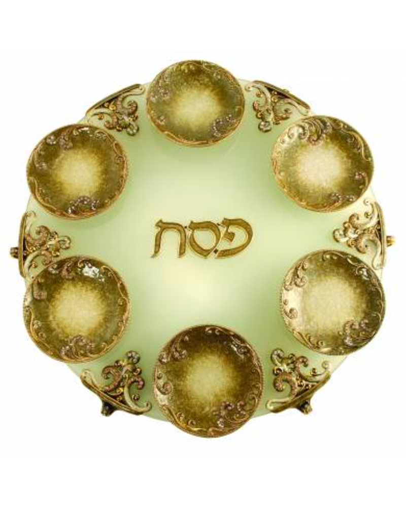 Quest Collection Gold Exodus Seder Plate