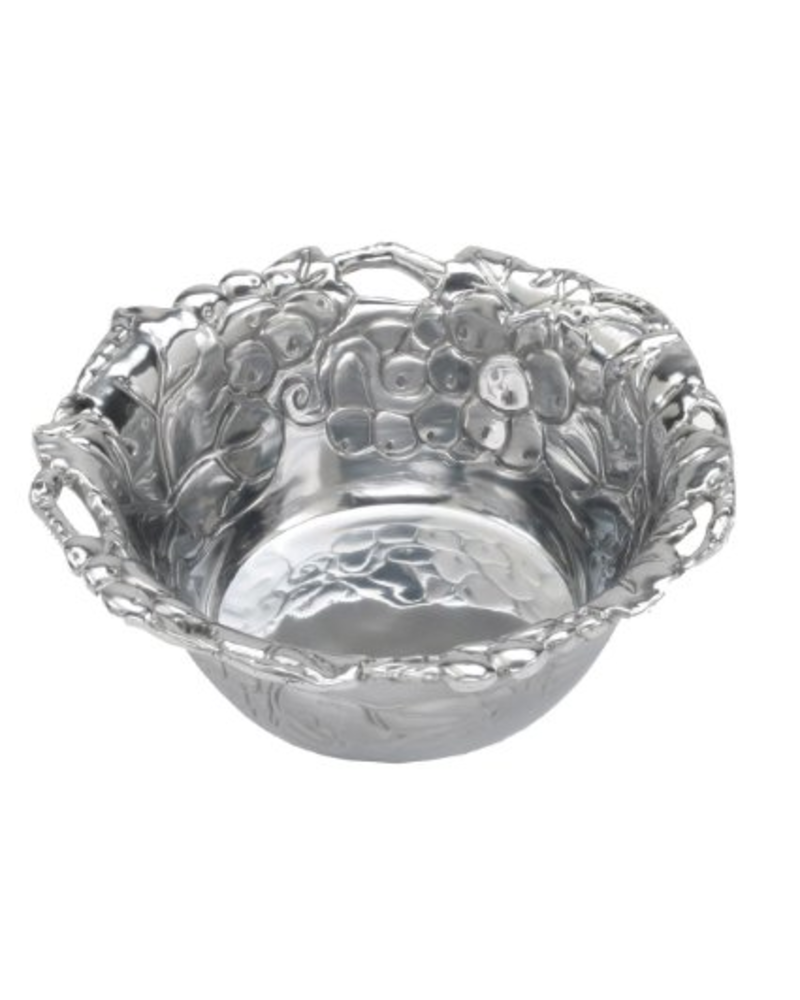 Arthur Court Designs Encase your favorite finger foods in the fruity shell of Arthur Court's Grapevine Nut Bowl. <br />
<br />
Large bundles of grapes and leaves cover the surface of this piece as vines create fingerholds in its flared edge. The heavy lines and dense patterns in this des
