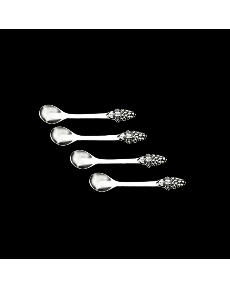 Arthur Court Designs Complete your gourmet meal with the gorgeous display of this 4-Spoon Grape Set from Arthur Court. <br />
<br />
This simple, yet elegant design features a handsome bundle of grapes at the end of each handle, accompanied by a single, distinguished leaf. The detail in