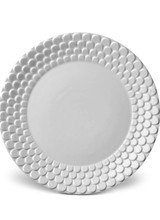 SIZE<br />10.5 D in<br />27 D cm