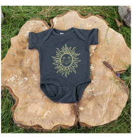 Mysterio Predicts Your Baby's Future (T-Shirt)