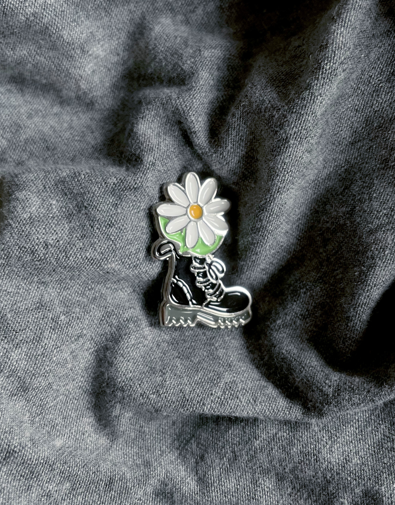 Floral Feet - Daisy Docs Enamel Pin