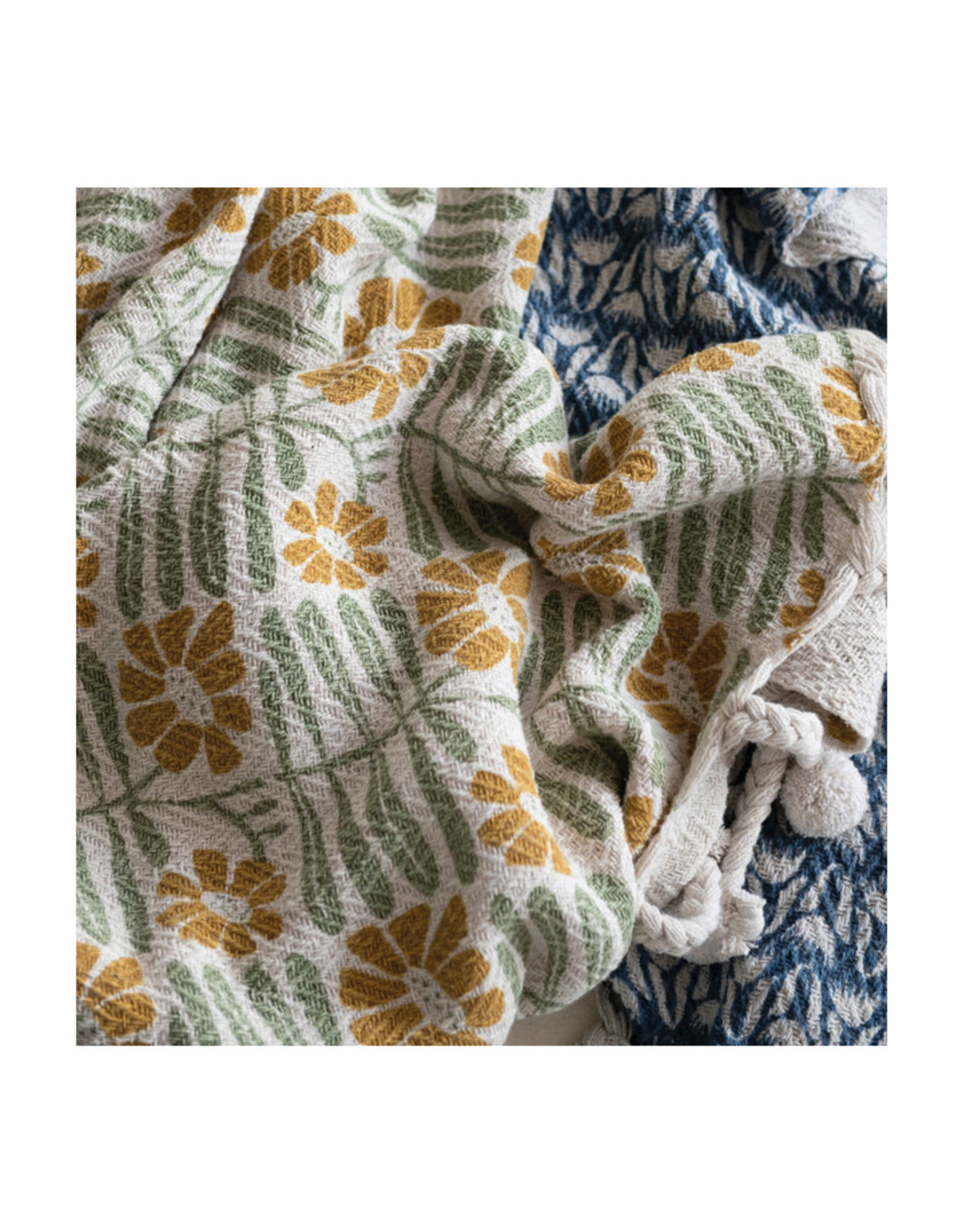 Florals & Tassels Woven Cotton Throw