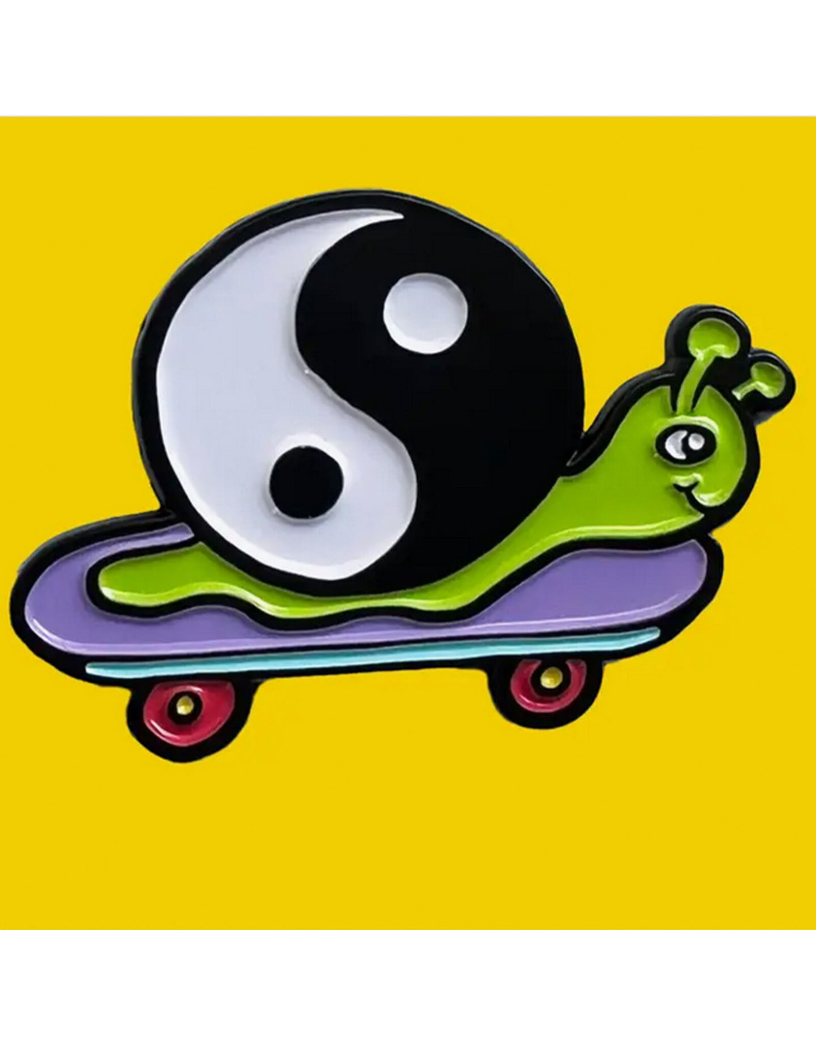 Skateboarding Frog - Frog - Pin