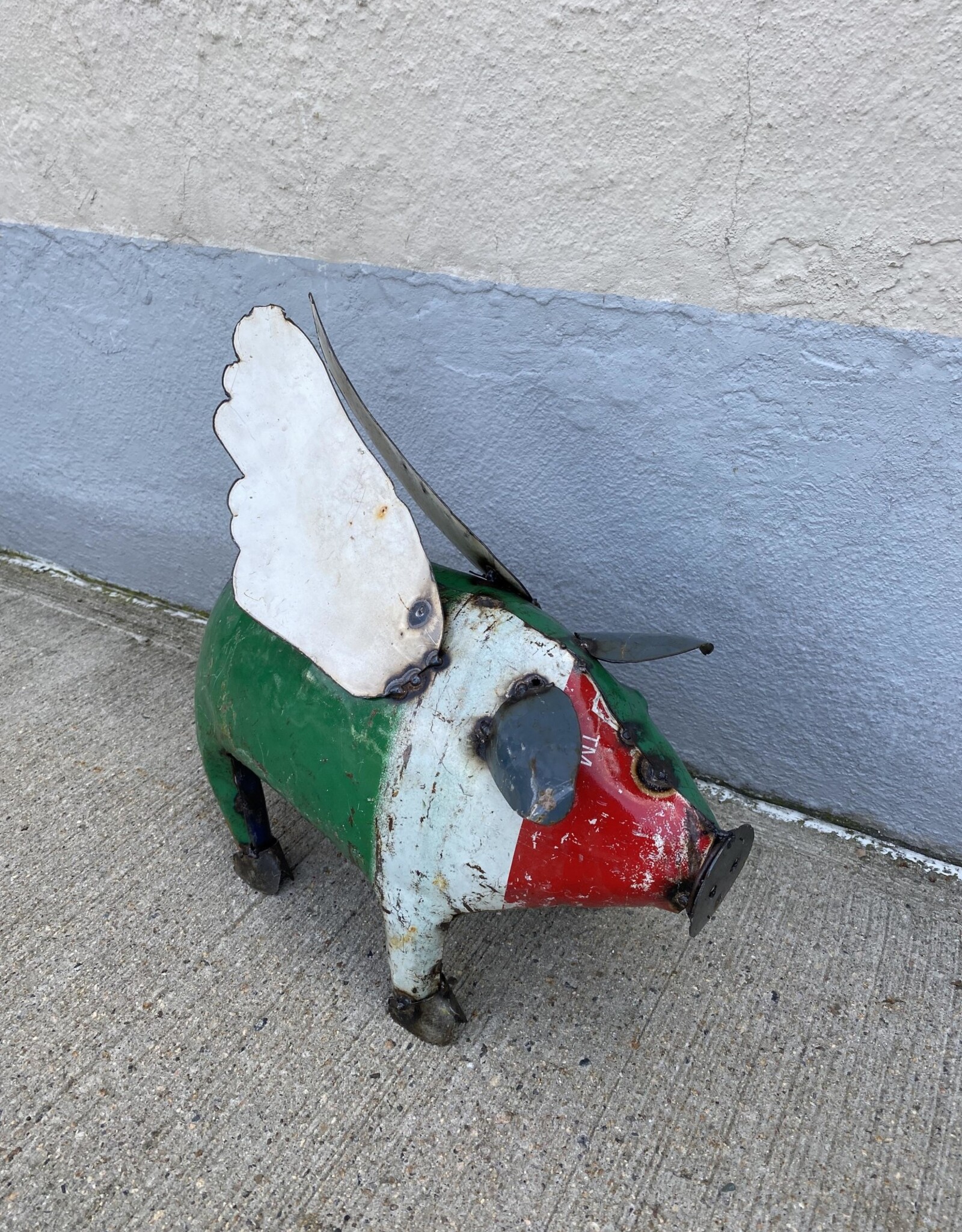 Small Flying Pig - CURBSIDE PICK UP ONLY