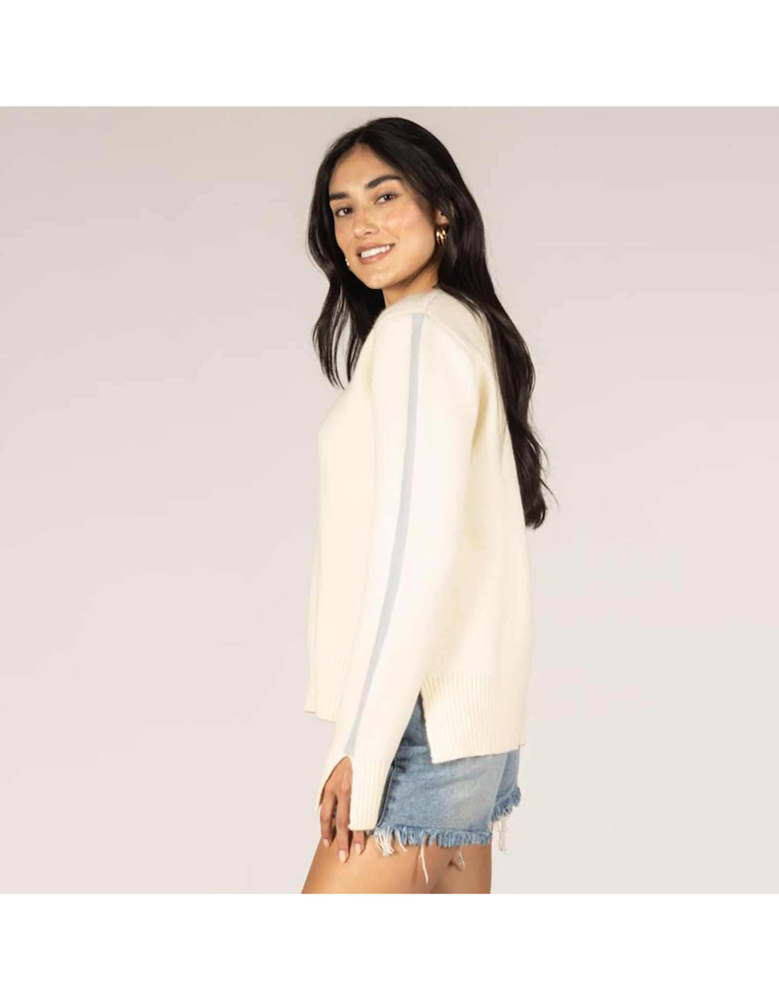 Before You Collection Knit V-Neck Contrast Sweater (Cream/Sky Blue)