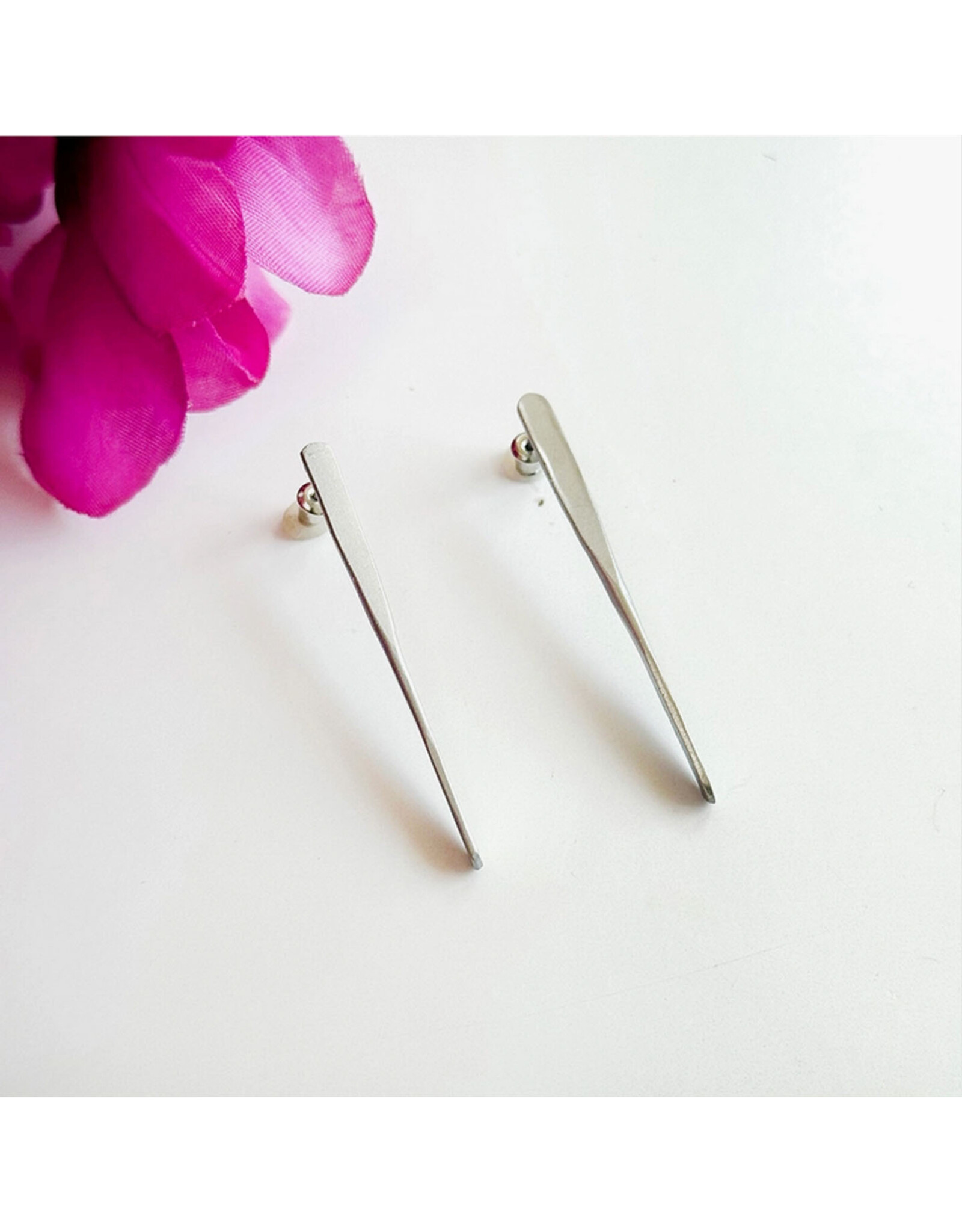 Paddle Post Earrings (Silver)