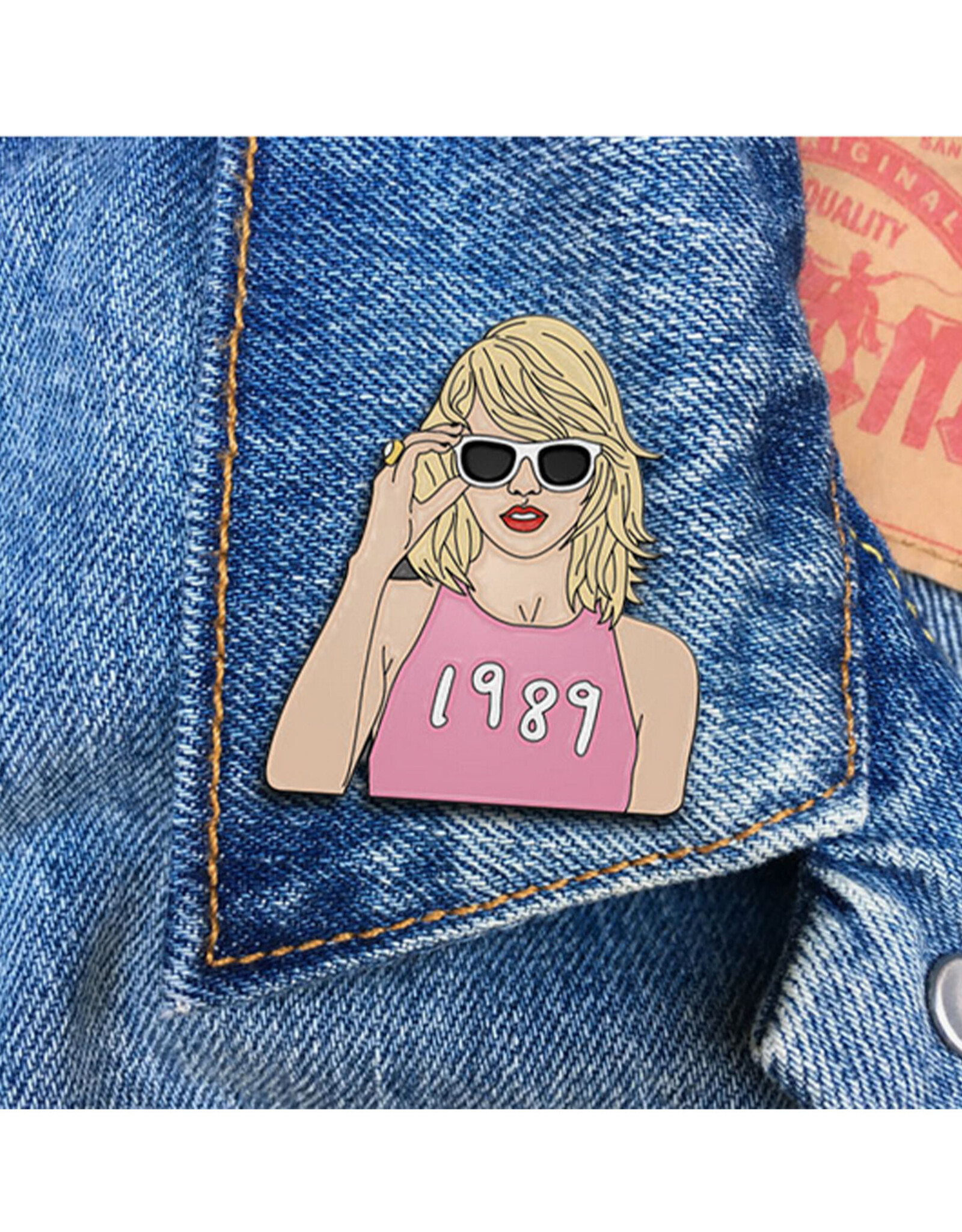 Taylor Swift 1989 Enamel Pin
