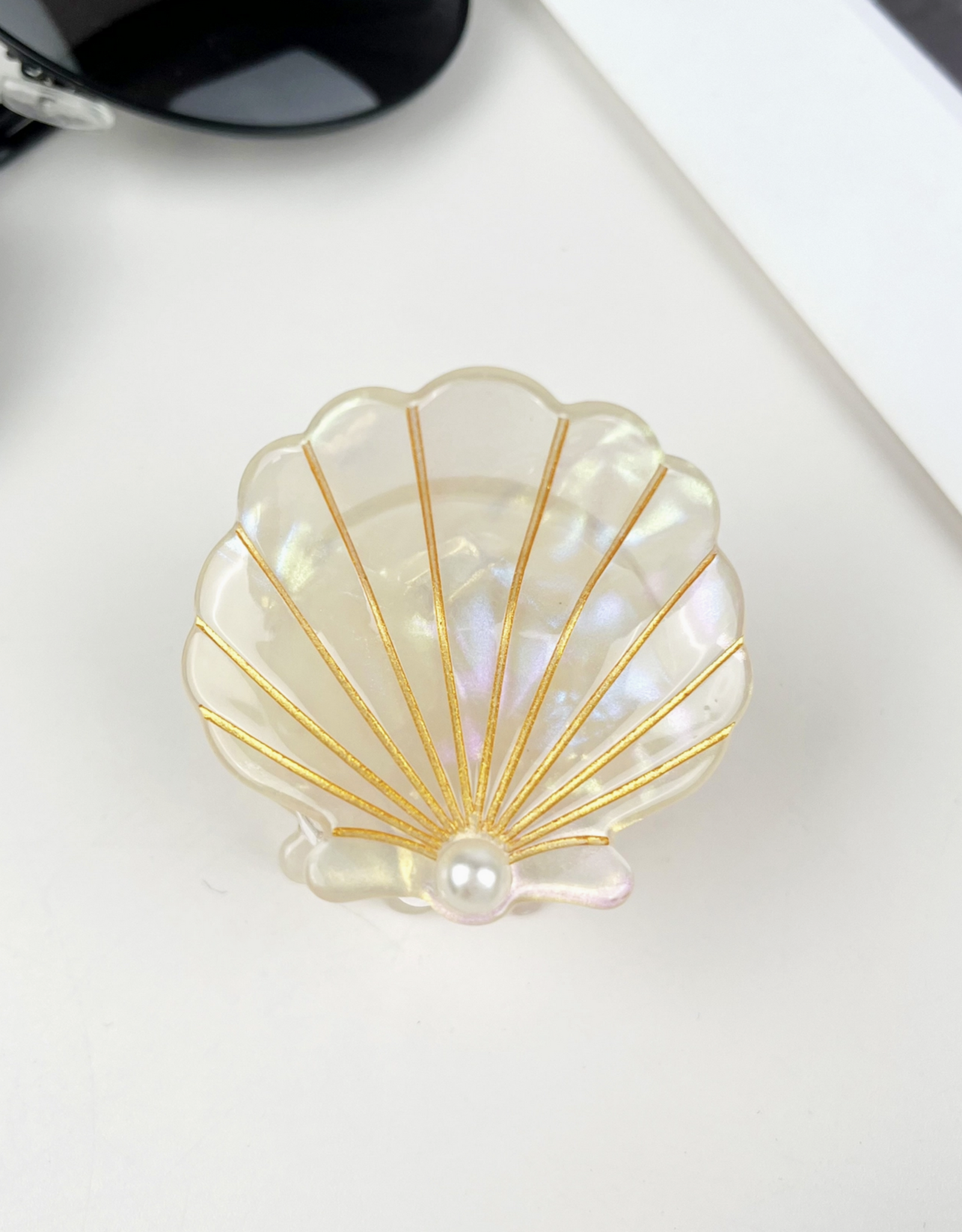 Cream Pearl Shell Claw Clip