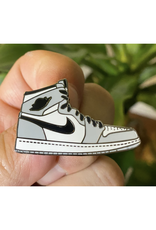 Air Jordan 1 : Smoke Grey Enamel Pin