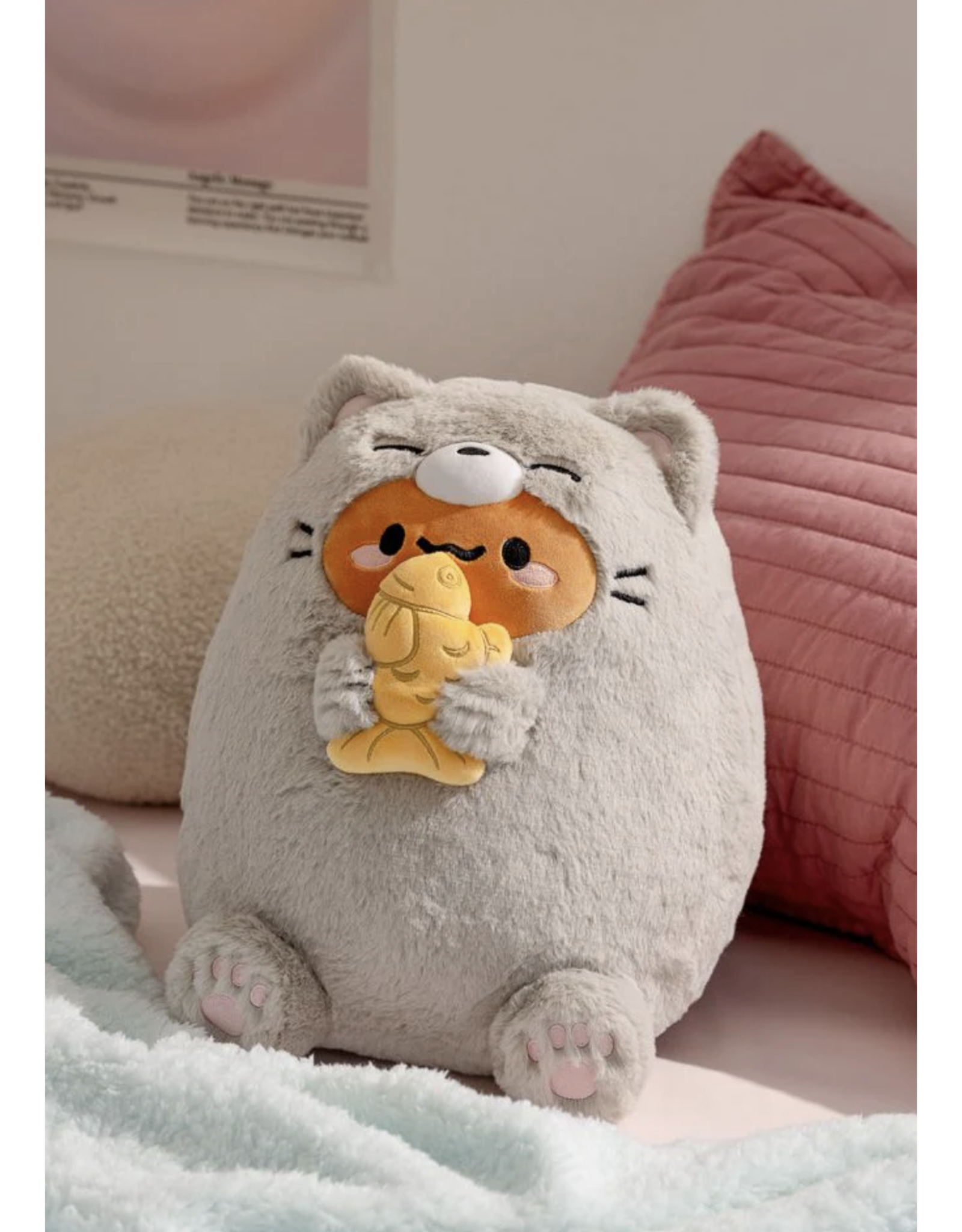 Grey Cat with Taiyaki Tayto Plush