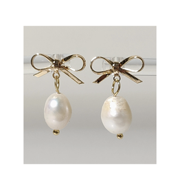 Natural Pearls with Bow Earrings