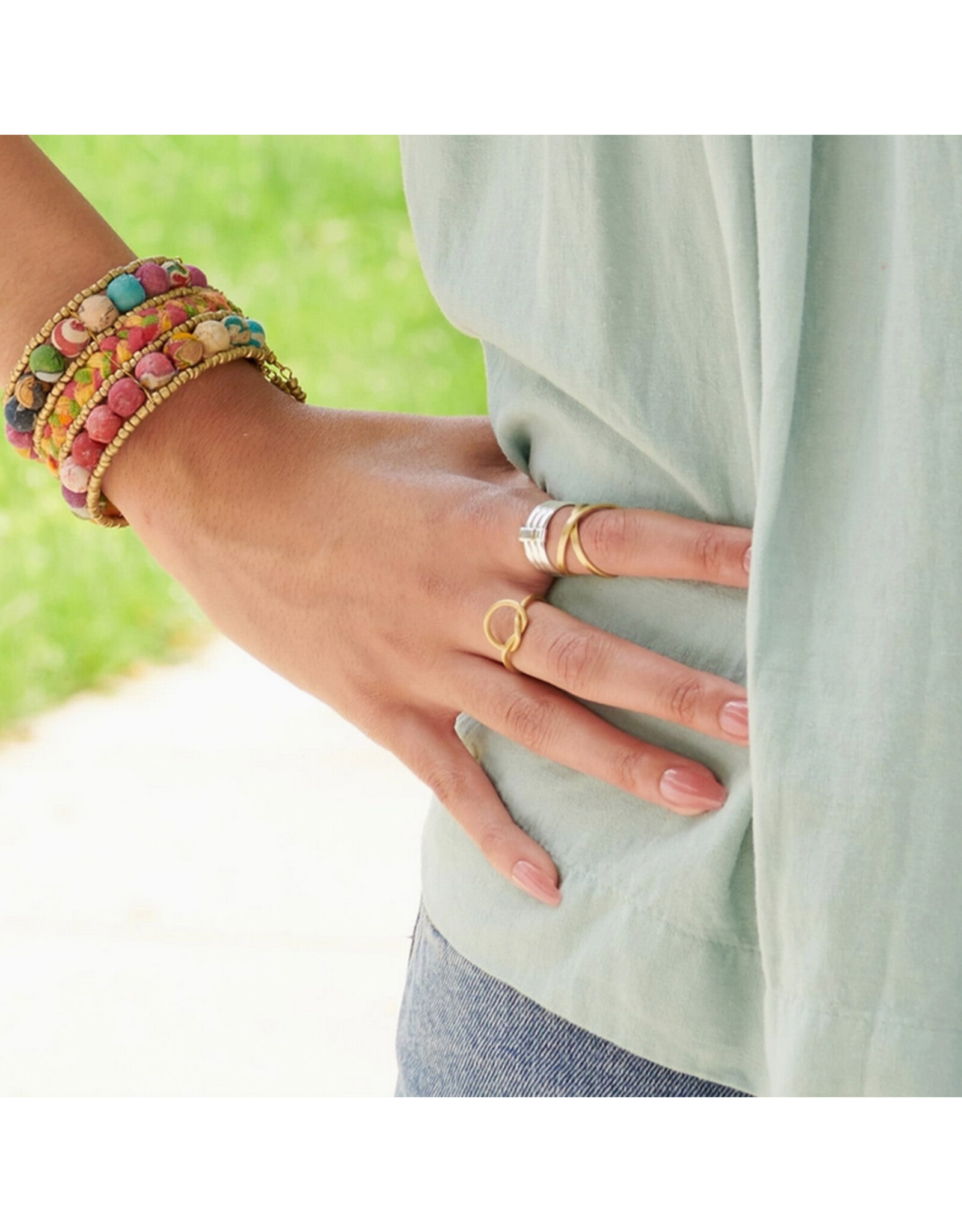 Knotted Circle Ring - Gold