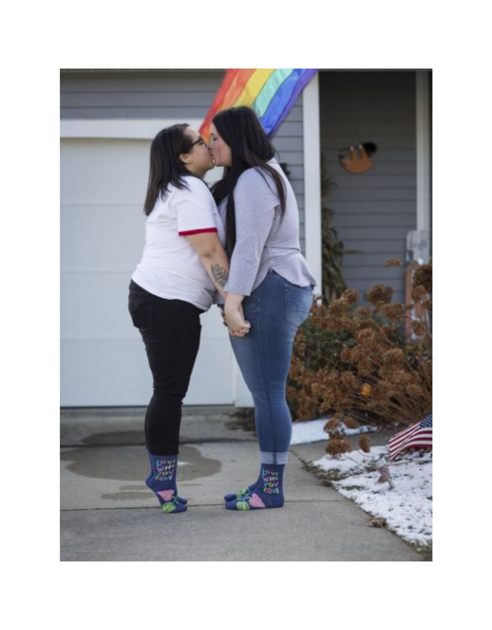 Love Who You Love Women's Crew Socks*