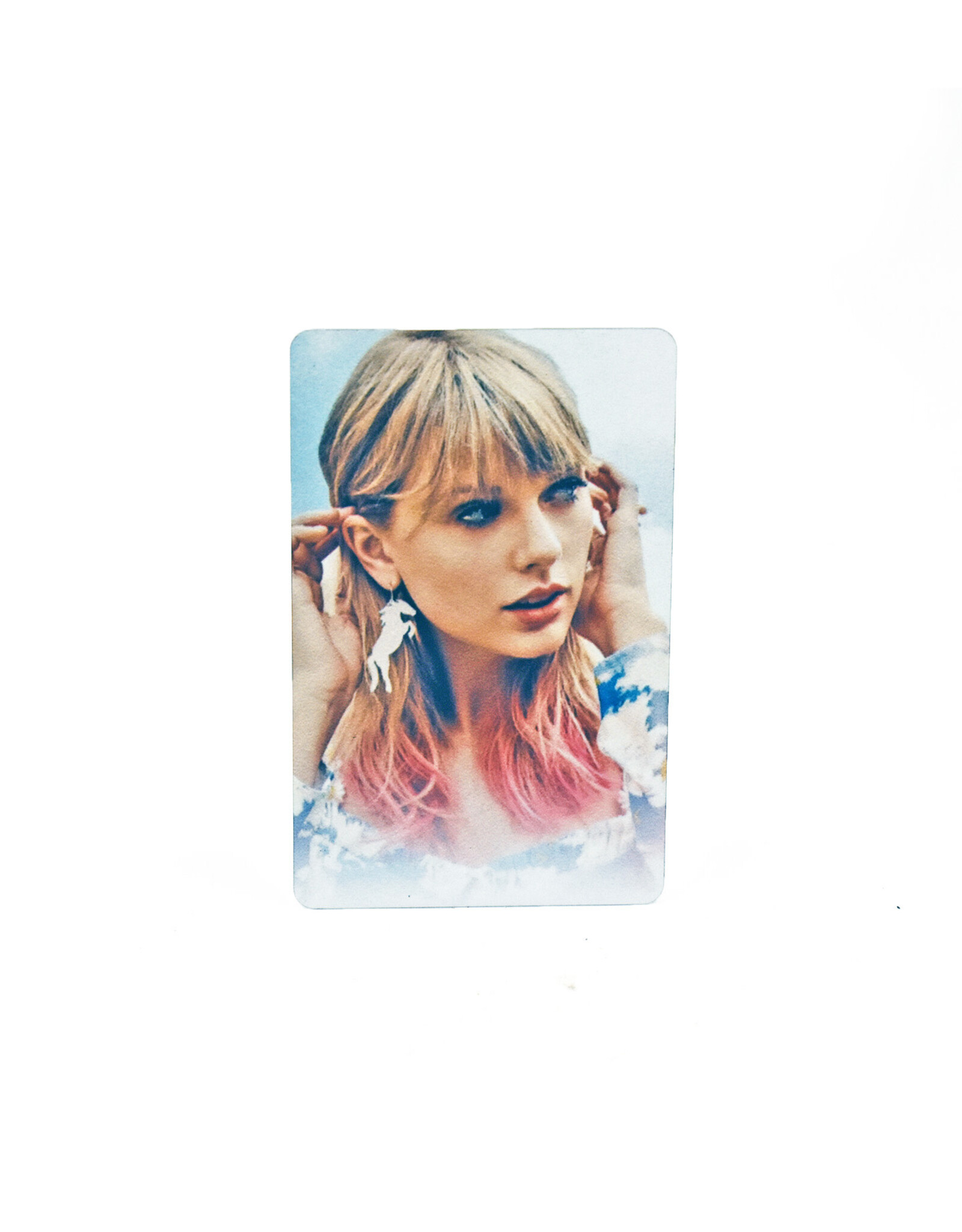 Taylor Swift Blue Magnet