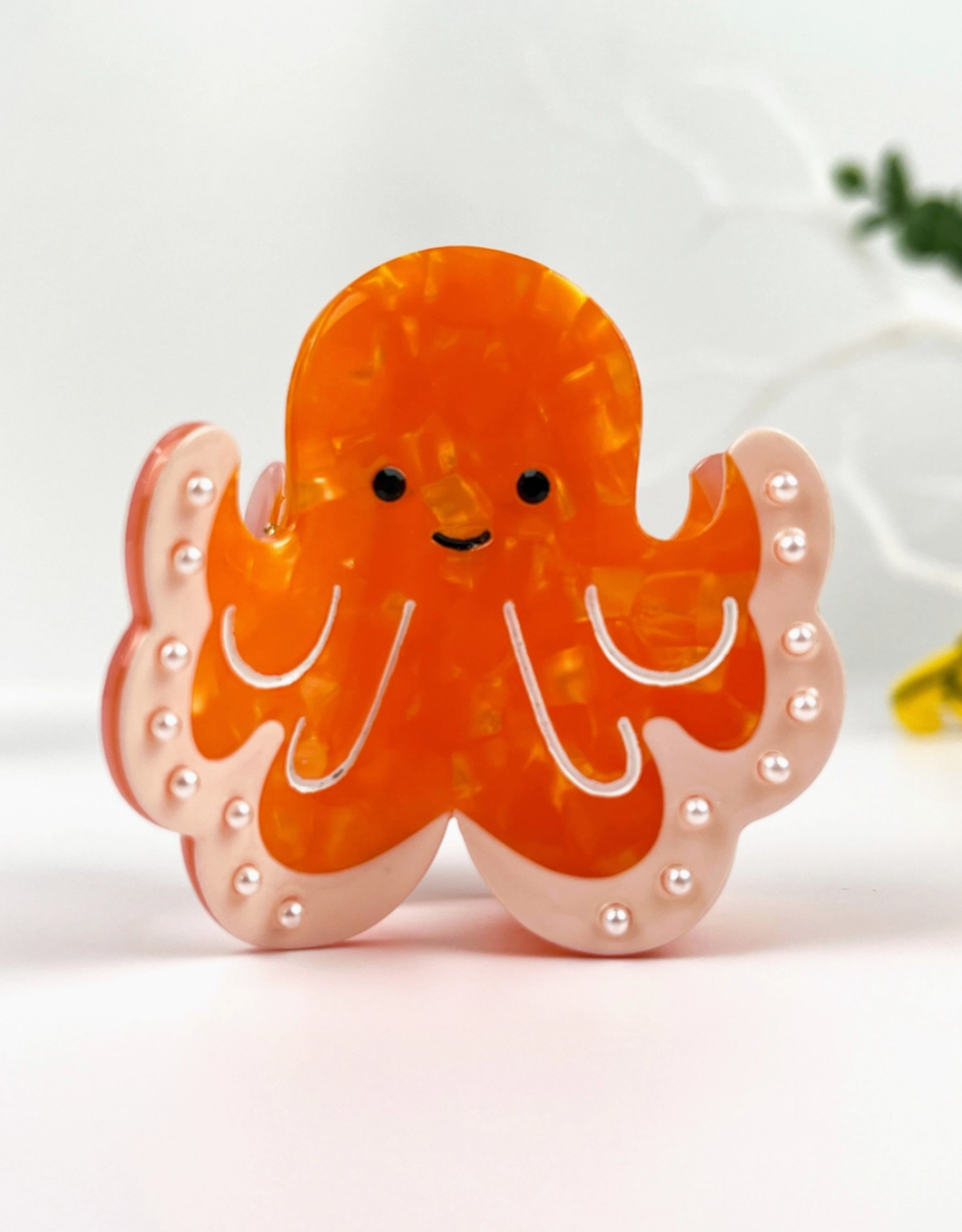 Exquisite Pearl Orange Octopus Claw Clip