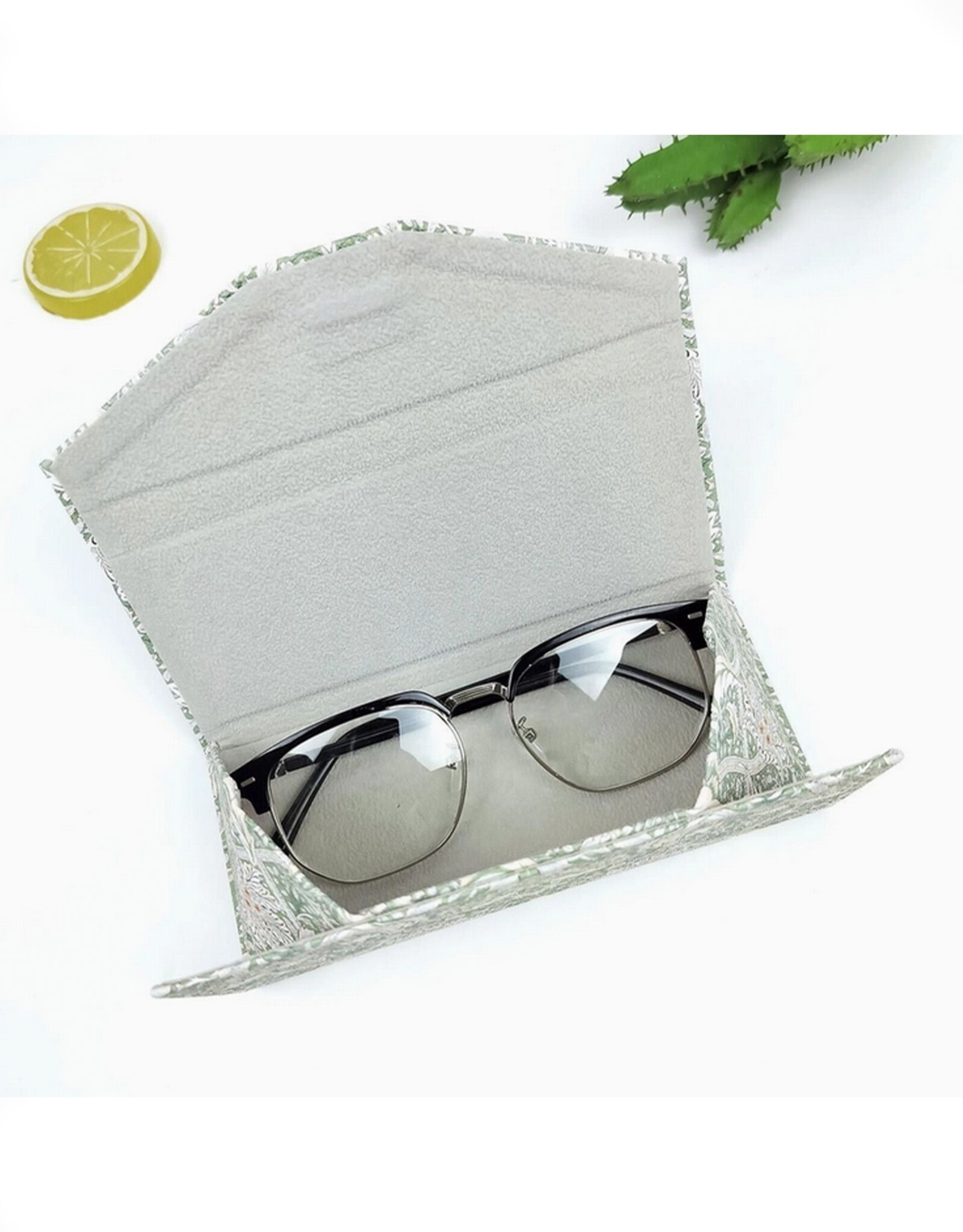 Dragon Glasses Case