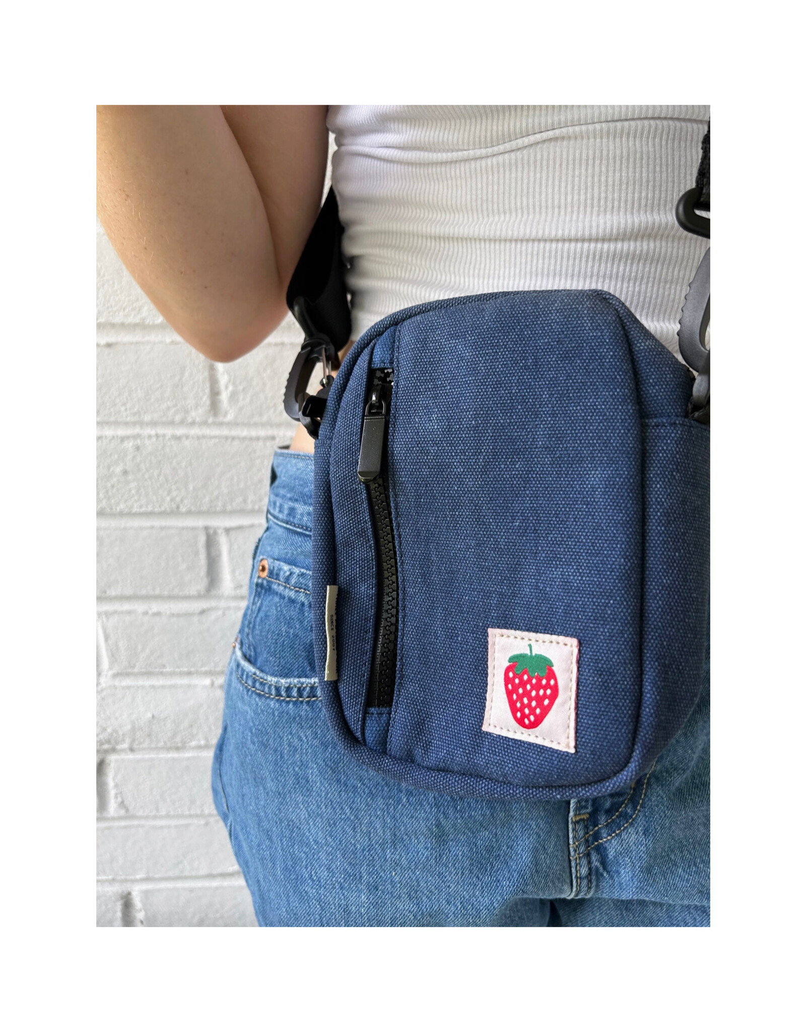 Crossbody Bag - Navy Blue / Strawberry