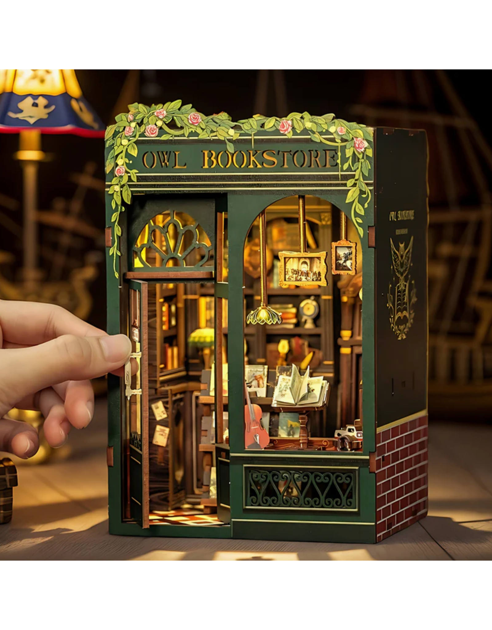 DIY Book Nook Kit : Owl Bookstore