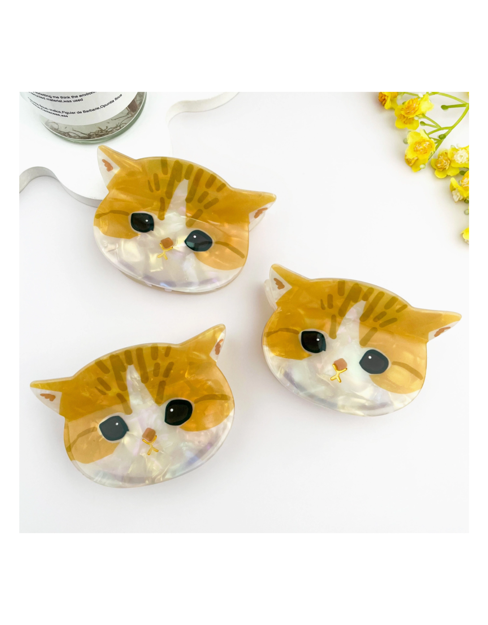 Adorable Yellow Cat Claw Clip