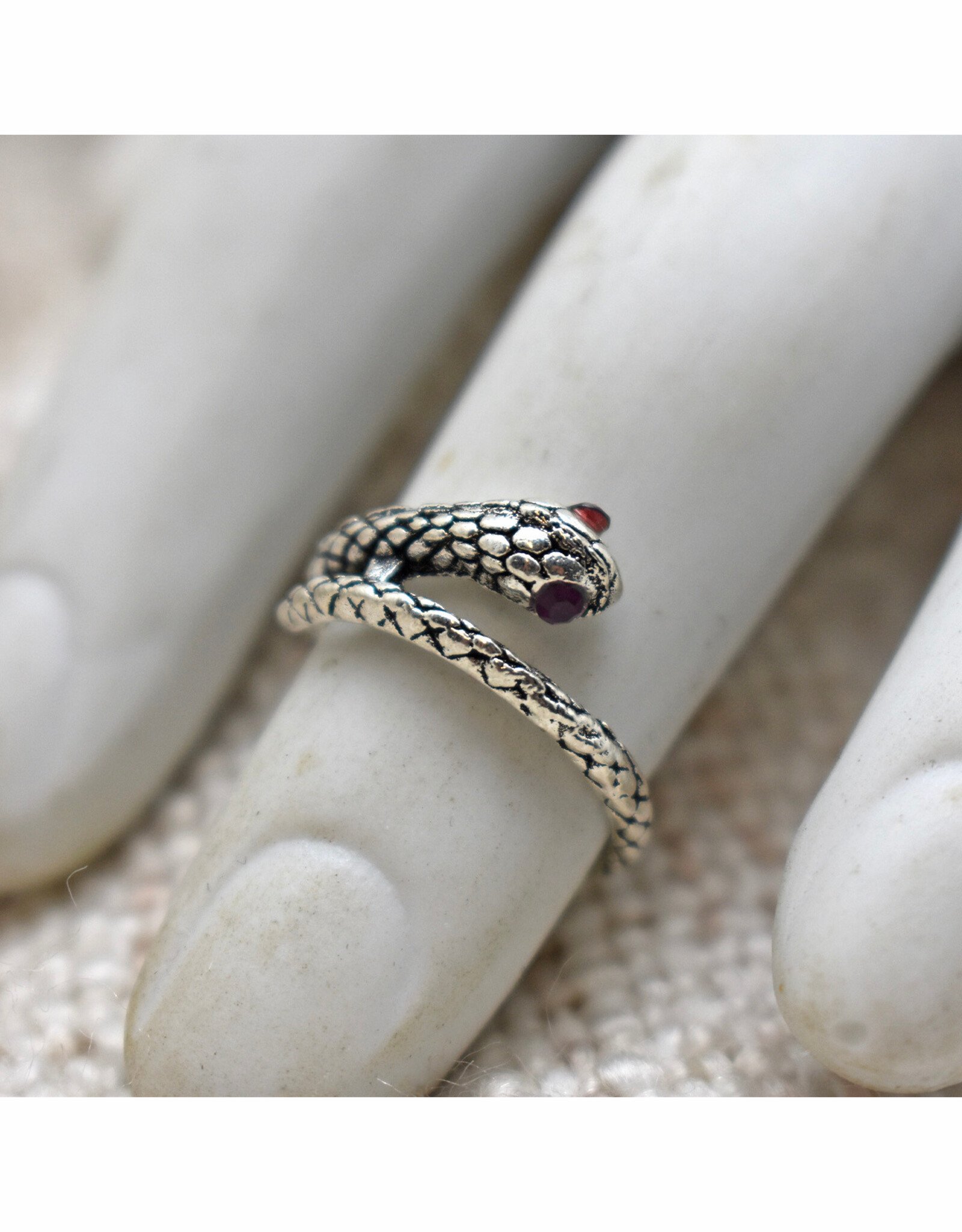 Midi Red Eyed Snake Ring - Silver