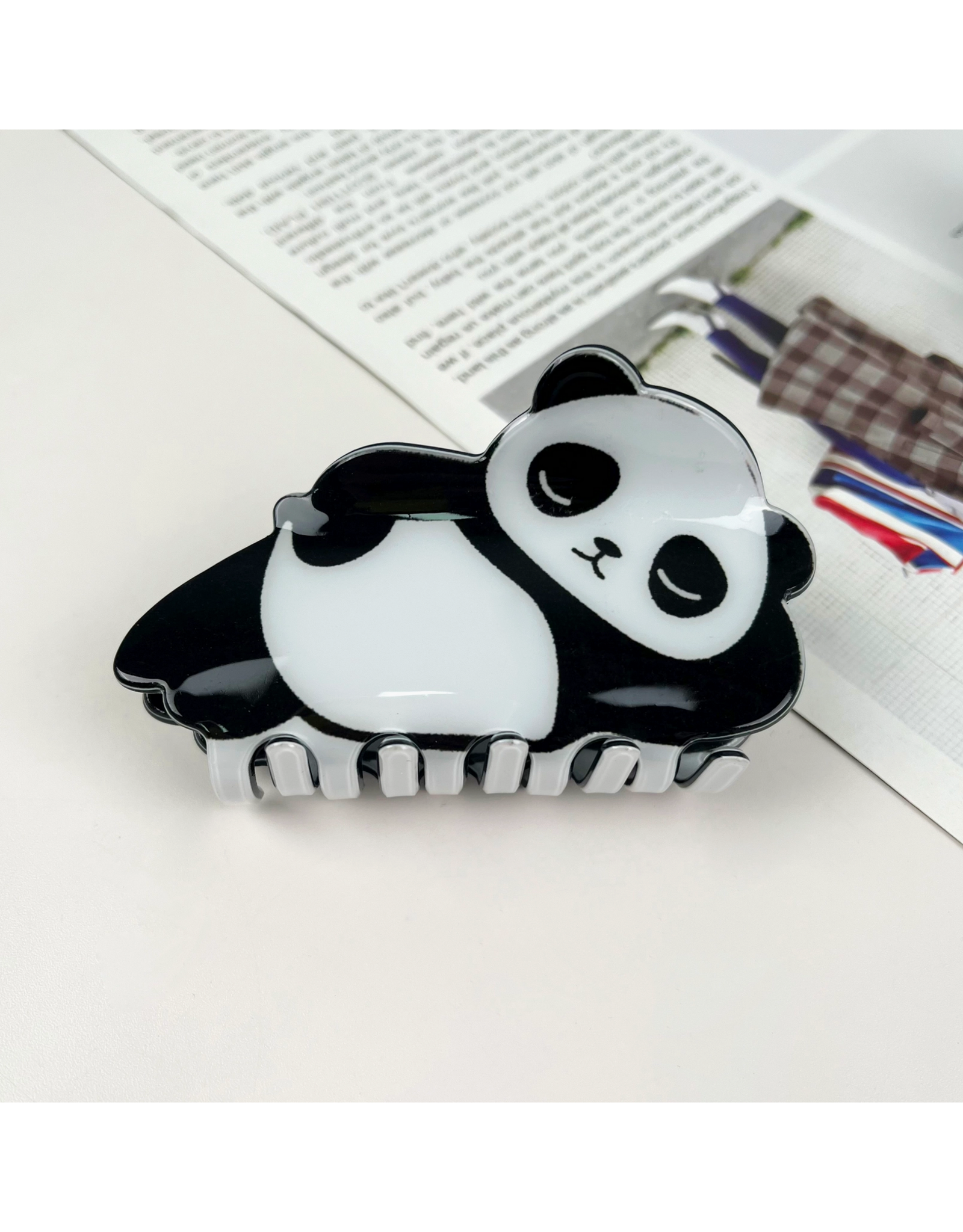 Chillaxin' Panda Claw Clip