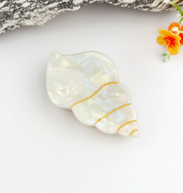 Cream Conch Shell Claw Clip
