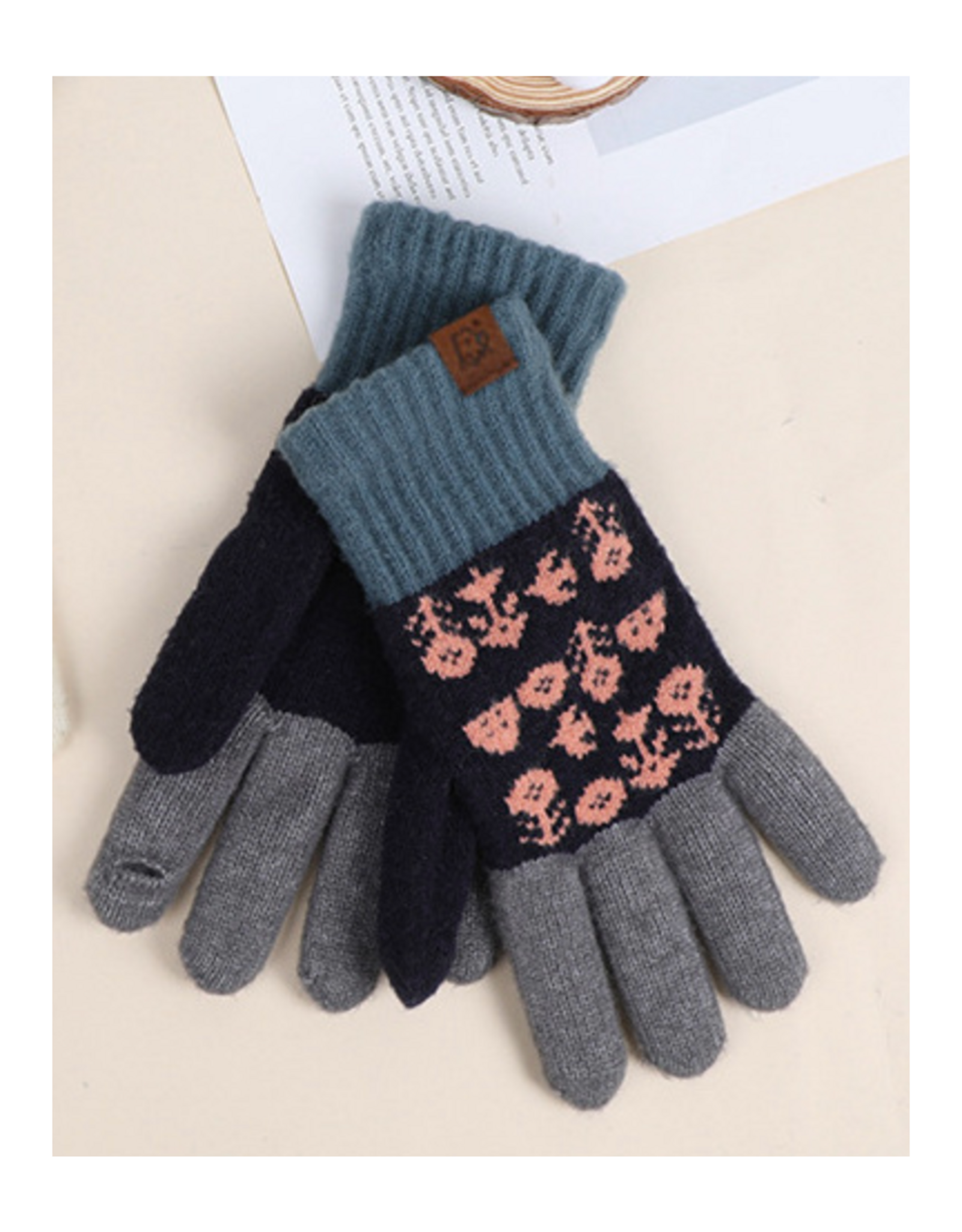 Jacquard Touchscreen Gloves - Navy Trees