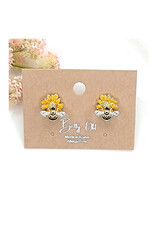 Bee with Daisy Stud Earring