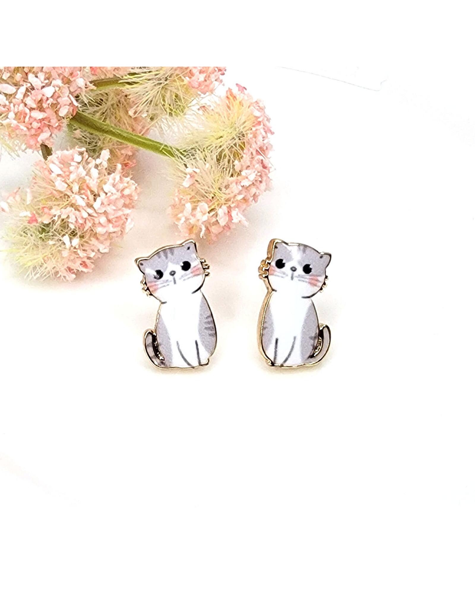 Gray Cat Picture Stud Earrings