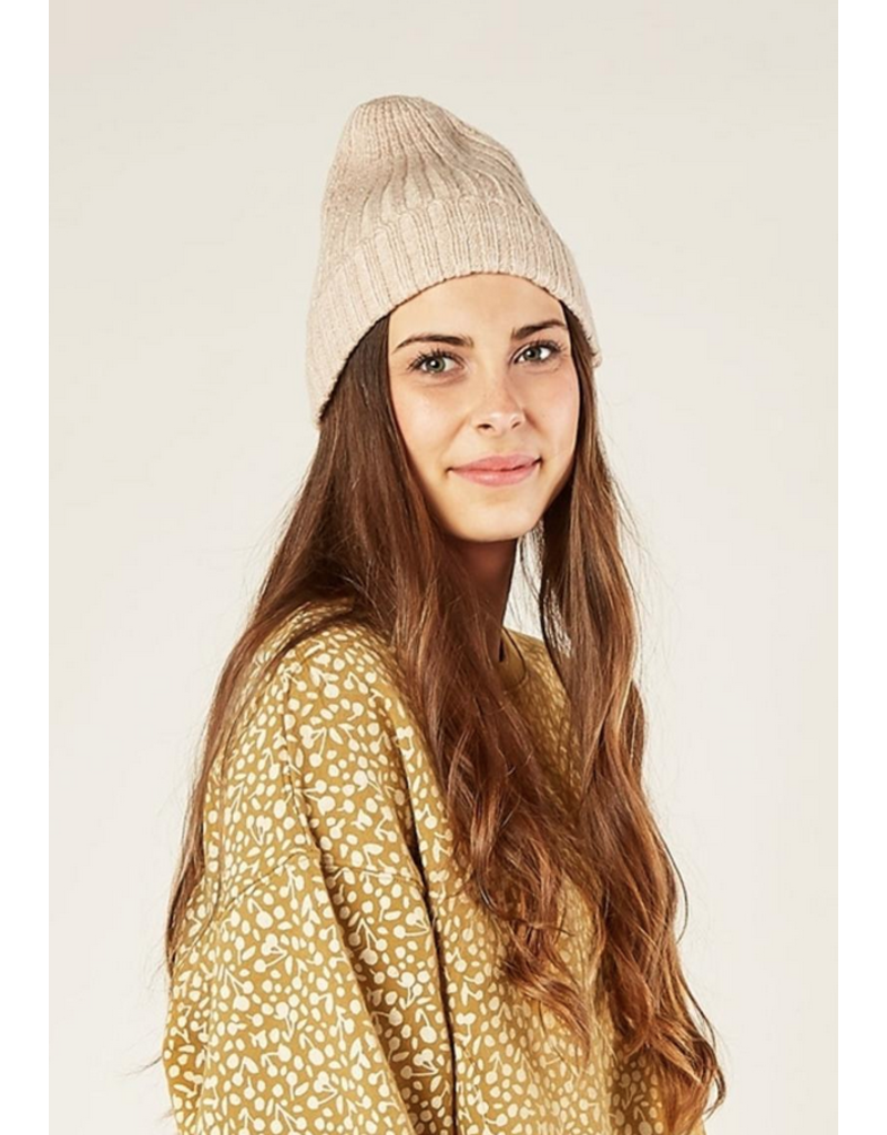Oat beanie Clearance