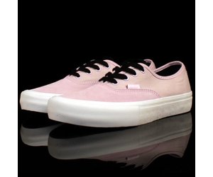 vans authentic pro suede