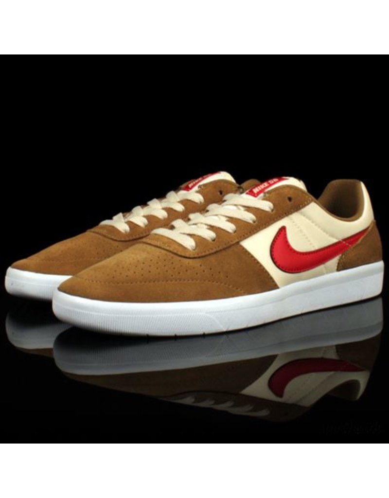 Nike SB Team Classic Golden Beige University Red - Southside Skateshop Nike SB Team Classic Golden Beige University Red - Southside Skateshop