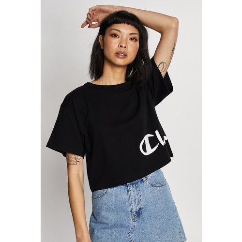 CHAMPION Heritage Graphic Cropped Tee CHAMPION Heritage Graphic Cropped Tee