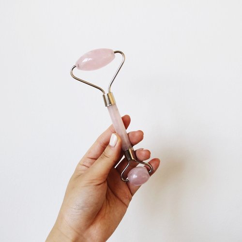 Mount Lai Rose Quartz Facial Roller Mount Lai Rose Quartz Facial Roller