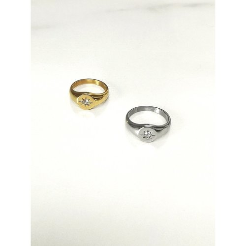 Atelier SYP North Star Signet Ring Gold Atelier SYP North Star Signet Ring Gold