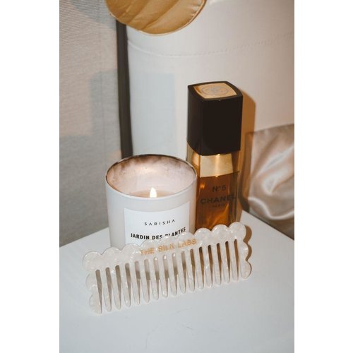 The Silk Labs Pearl Comb The Silk Labs Pearl Comb
