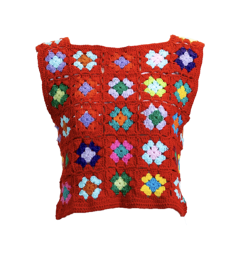 Top rouge en crochet