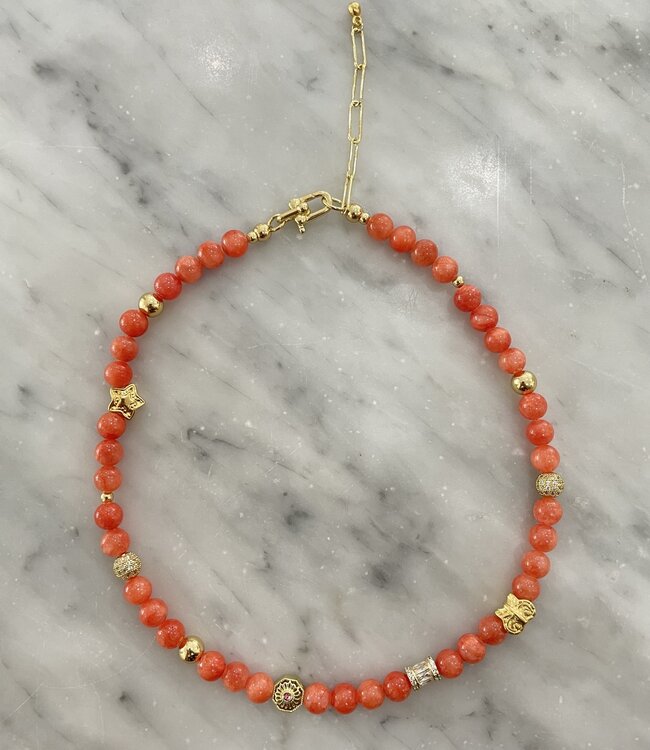 Collier de pierres précieuses en jade orange