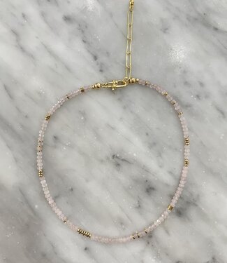 Collier de perles en quartz rose