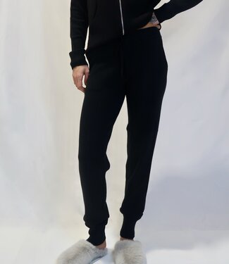 Vero Cropped Knit Jogger - Black