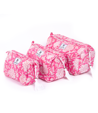Le Brow Bar Quilted Makeup Bag - Fuchsia Bandana