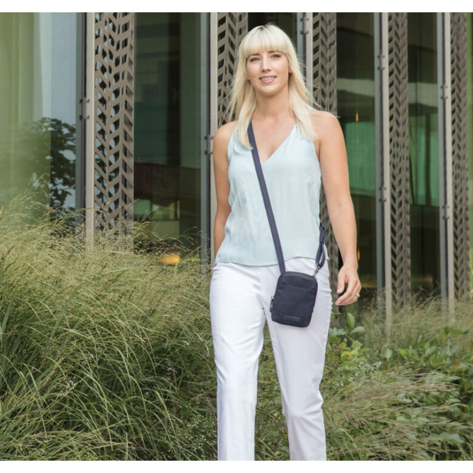 TRAVELON AT STADIUM MINI CROSSBODY