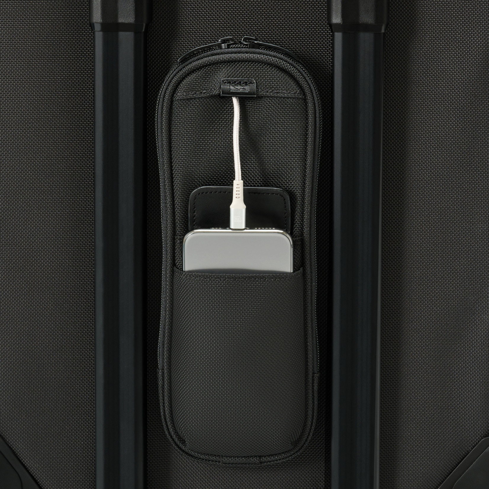 BRIGGS & RILEY BASELINE WIDE CARRY-ON GARMENT SPINNER